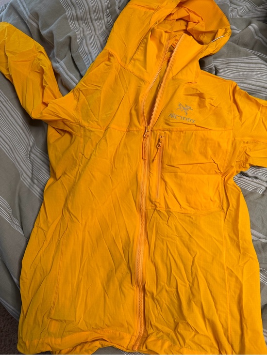 Arc'teryx Jackets & Blazers - Arc’teryx Squamish Hoody-PRICE FIRM